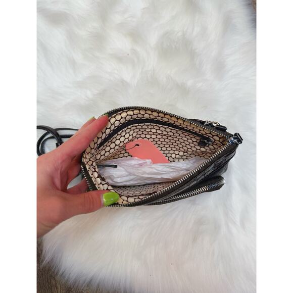 Brighton Leather Crossbody/Shoulder Bag - Picture 6 of 6